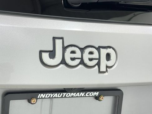 Used 2020 Jeep Grand Cherokee Limited w/ Premium Lighting Group AWD/4WD image 38