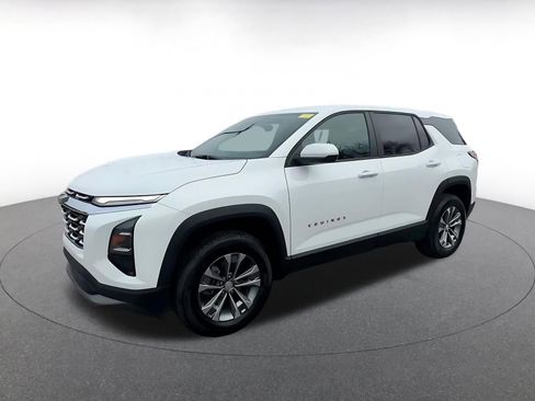 Used 2025 Chevrolet Equinox LT image 8