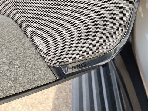 Certified 2023 Cadillac Escalade ESV Premium Luxury Platinum w/ LPO, Radiant Package image 25