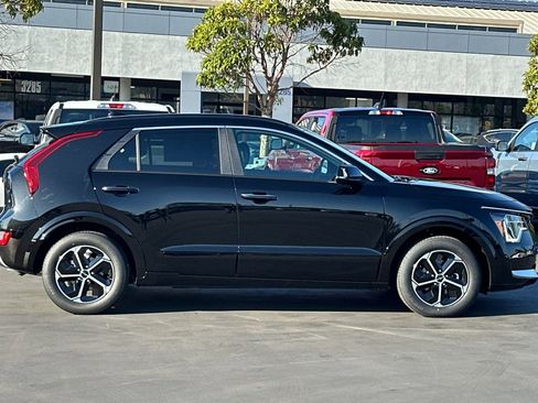 New 2026 Kia Niro SX image 3