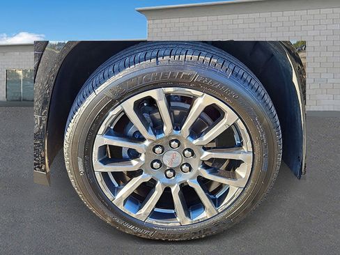 Used 2020 GMC Acadia Denali image 7