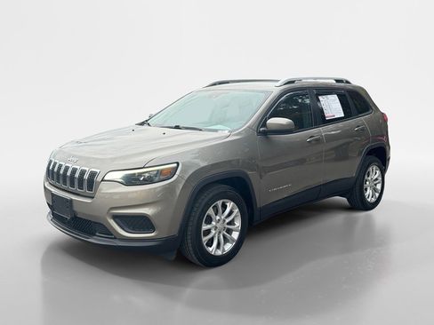 Used 2021 Jeep Cherokee Latitude image 1