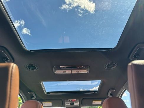 Used 2023 Kia Telluride SX X-Line AWD/4WD image 15