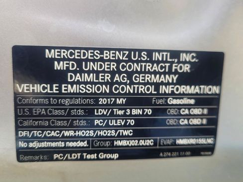 Used 2017 Mercedes-Benz C 300 4MATIC Sedan image 33