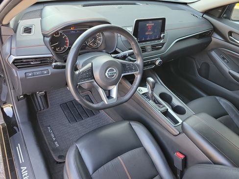 Used 2022 Nissan Altima 2.5 SR image 8