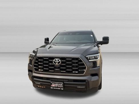 Used 2023 Toyota Sequoia Platinum AWD/4WD image 9