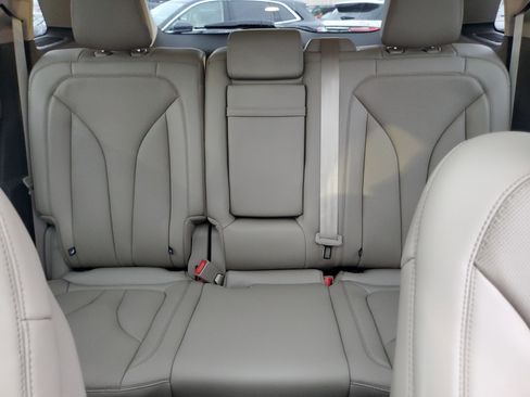 Certified 2023 Lincoln Nautilus Reserve image 19