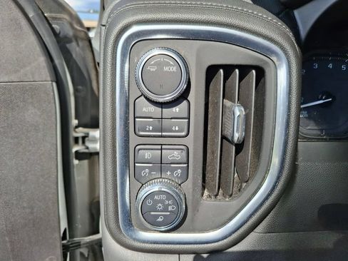 Used 2021 GMC Sierra 1500 SLT w/ SLT Premium Package AWD/4WD image 12
