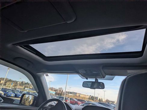 Used 2014 Honda Pilot Touring image 21