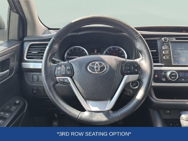 Used 2016 Toyota Highlander XLE AWD/4WD image 9