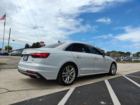 Used 2022 Audi A4 2.0T Premium Plus AWD/4WD image 5