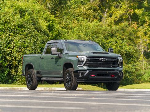 Used 2026 Chevrolet Silverado 2500 LT w/ Trail Boss Package AWD/4WD image 36