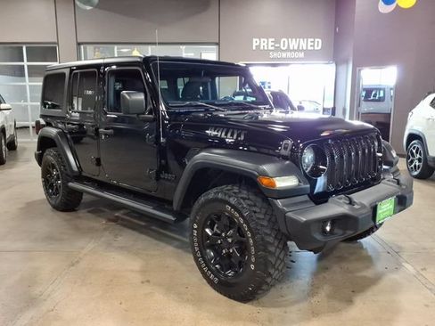 Used 2020 Jeep Wrangler Unlimited Sport AWD/4WD image 3
