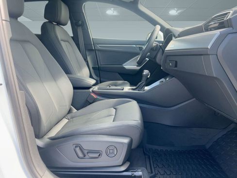 New 2025 Audi Q3 2.0T Premium image 28