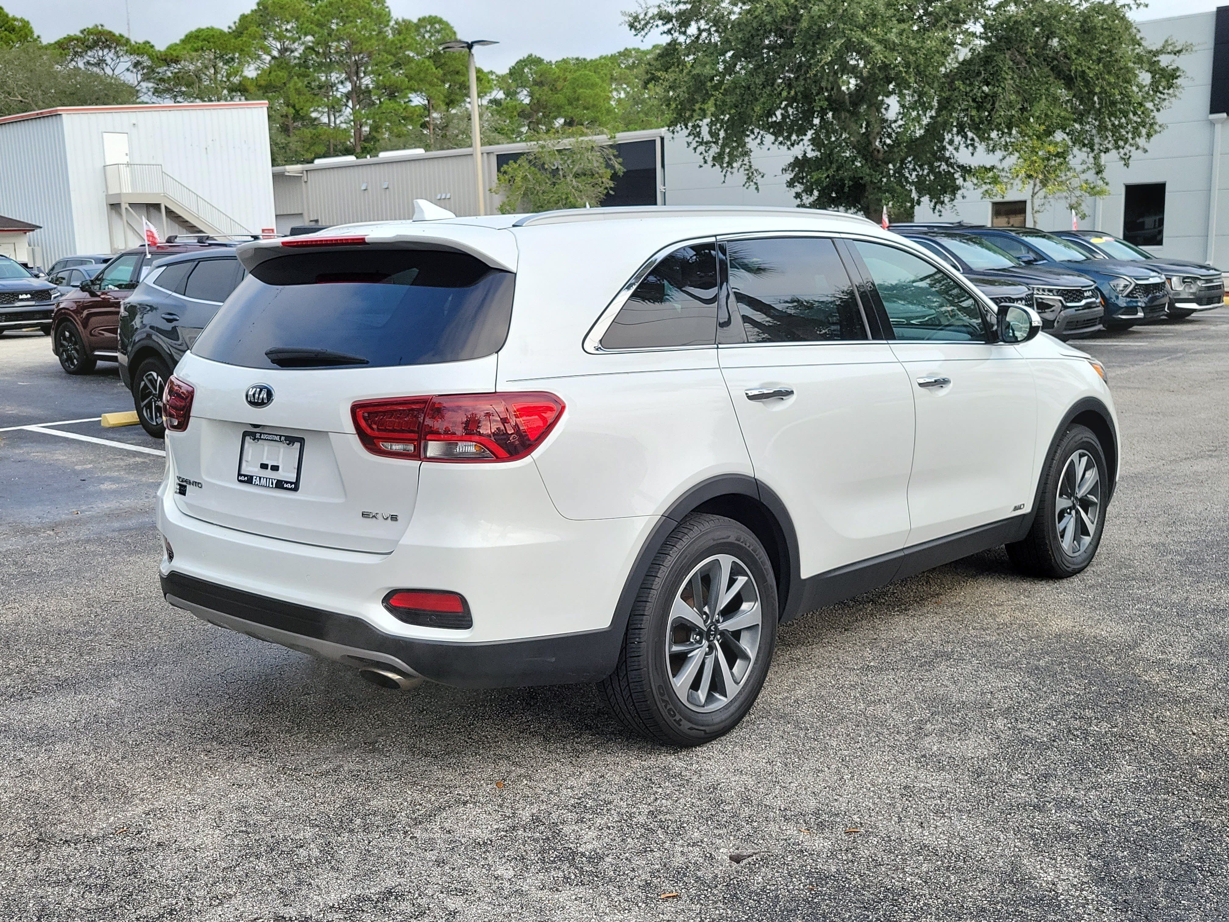 Used 2019 Kia Sorento EX AWD/4WD image 6