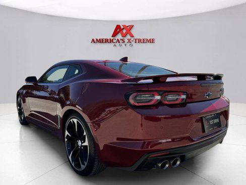 Used 2019 Chevrolet Camaro SS image 3