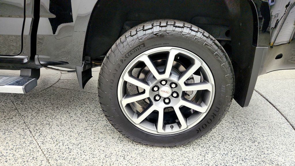Used 2021 GMC Canyon Denali AWD/4WD image 9