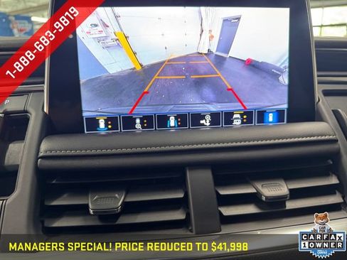 Certified 2021 GMC Yukon SLT w/ SLT Premium Package AWD/4WD image 17