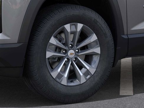 New 2026 Chevrolet Equinox LT w/ Convenience Package II AWD/4WD image 9