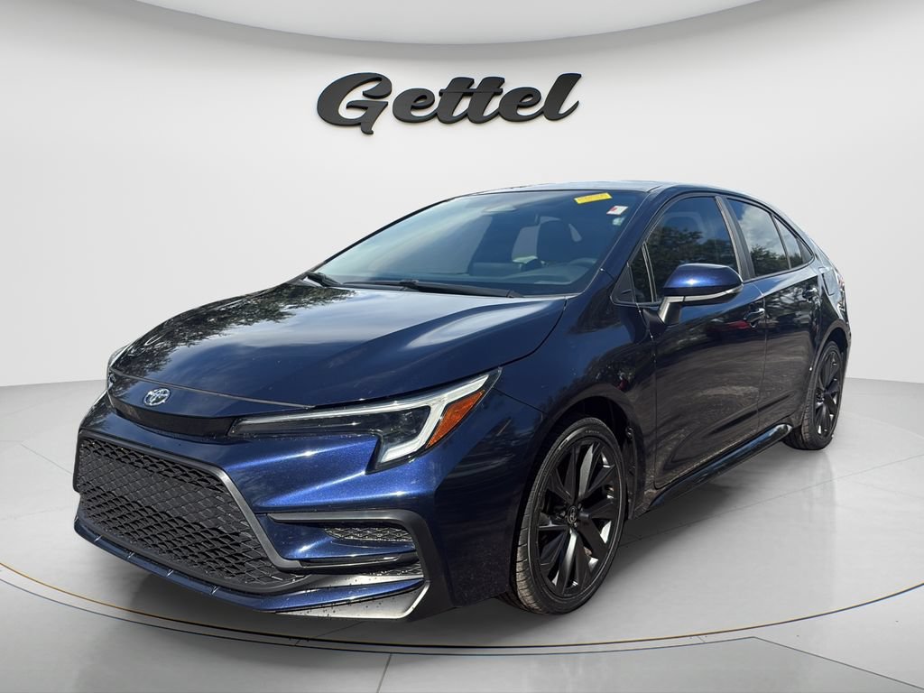 Used 2024 Toyota Corolla SE FWD image 1