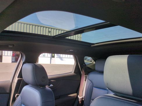 Certified 2022 Chevrolet Blazer RS w/ Enhanced Convenience Package image 19