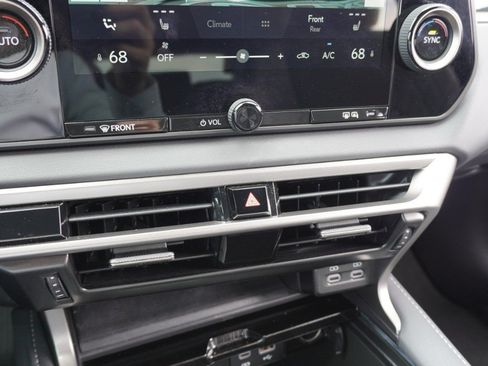 Used 2025 Lexus RX 350 FWD w/ Technology Package image 18
