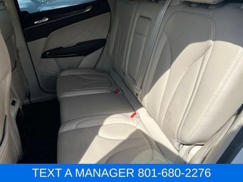 Used 2018 Lincoln MKC Reserve AWD/4WD image 30