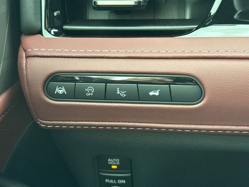 New 2026 INFINITI QX80 Autograph w/ Premium Cargo Package image 32