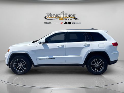 Used 2018 Jeep Grand Cherokee Laredo RWD image 5