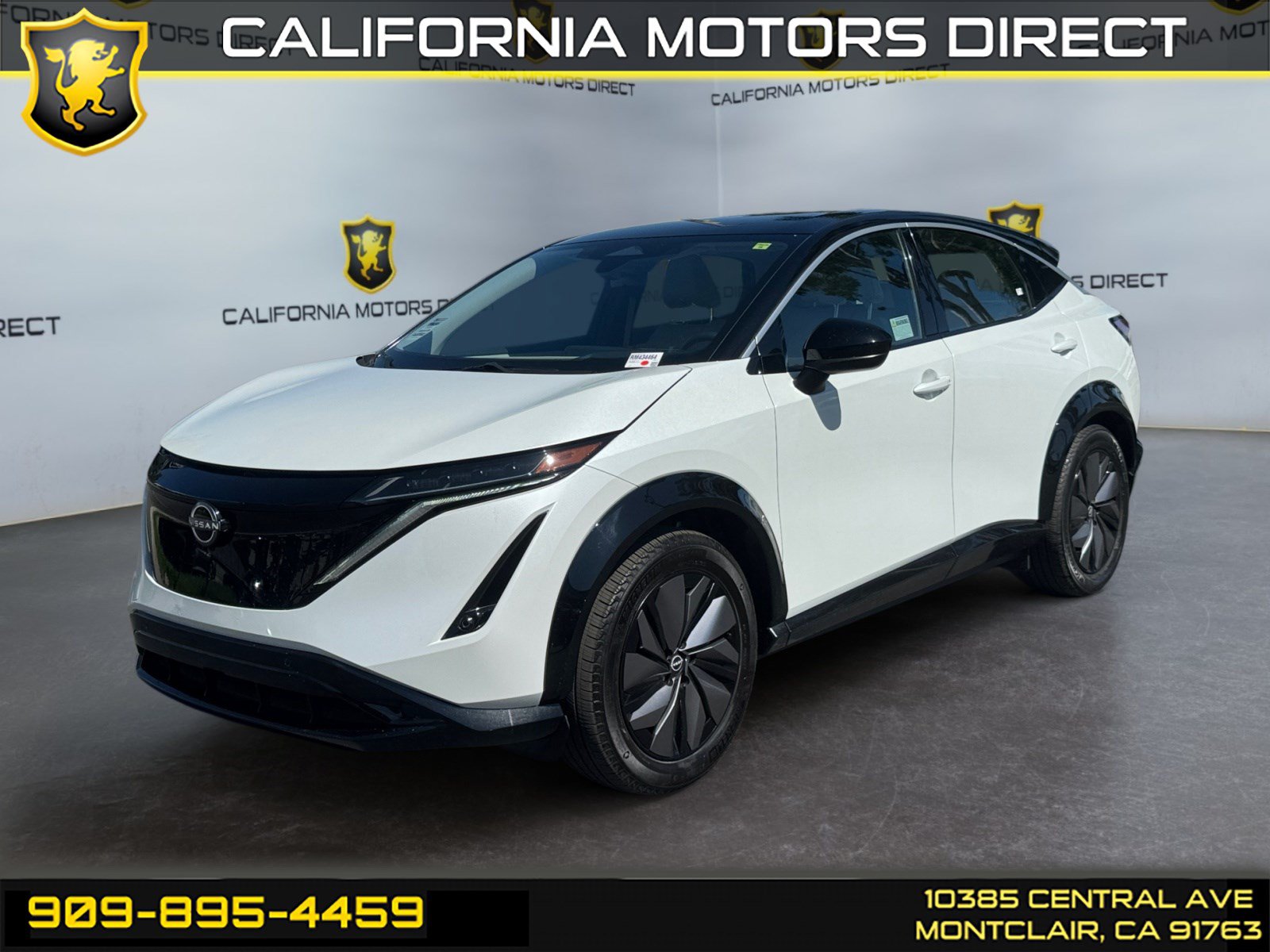 Used 2024 Nissan Ariya FWD image 1
