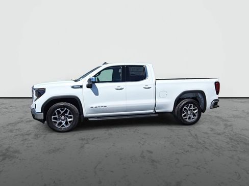 New 2026 GMC Sierra 1500 SLE image 4