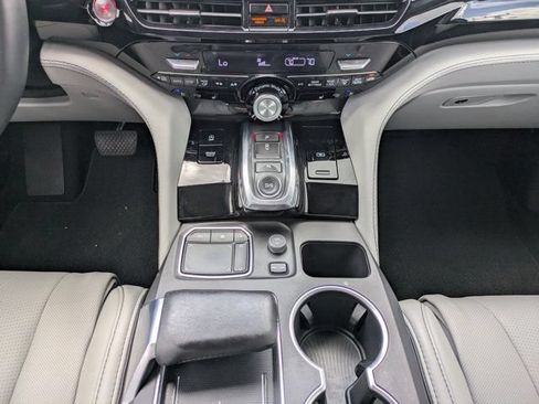 Used 2024 Acura MDX SH-AWD w/ Advance Package image 20