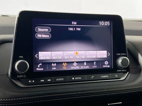 Used 2024 Nissan Rogue SV image 28