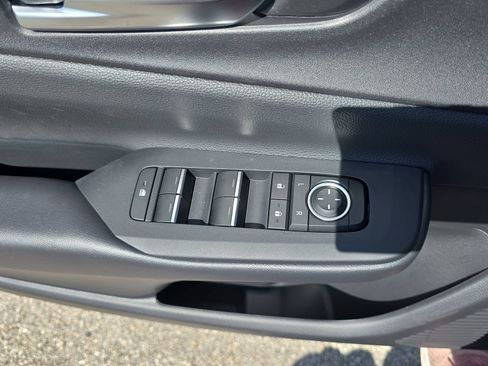 New 2026 Toyota Prius Plug-In Hybrid FWD image 24