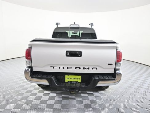 Used 2023 Toyota Tacoma TRD Off-Road image 5