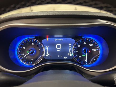 New 2026 Chrysler Pacifica Select FWD image 20