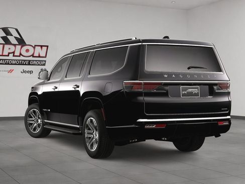 New 2024 Jeep Wagoneer L Series II w/ Flexible Seating Group AWD/4WD image 4