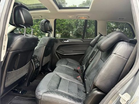 Used 2018 Mercedes-Benz GLS 550 4MATIC w/ Driver Assistance Package image 12