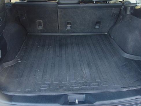 Used 2015 Subaru Outback 2.5i Limited image 12
