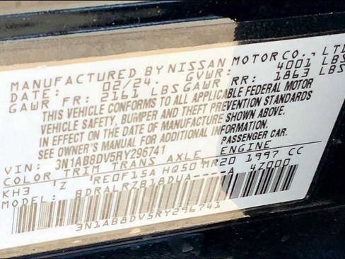 Certified 2024 Nissan Sentra SR FWD image 33