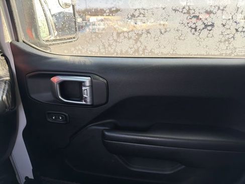 Used 2021 Jeep Wrangler Rubicon w/ LED Lighting Group image 23