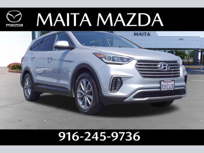 Used 2017 Hyundai Santa Fe SE w/ SE Premium Package 02