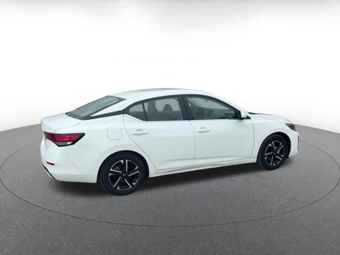 Used 2025 Nissan Sentra SV FWD image 14