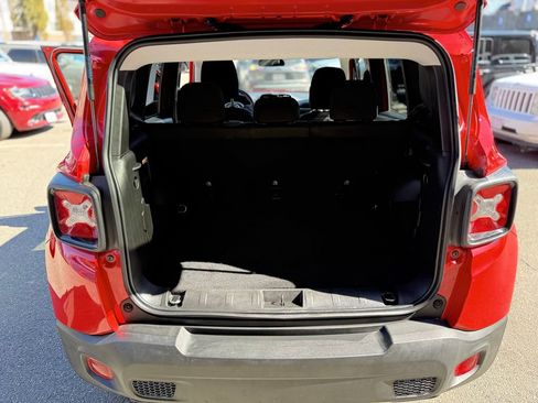 Used 2020 Jeep Renegade Altitude image 26