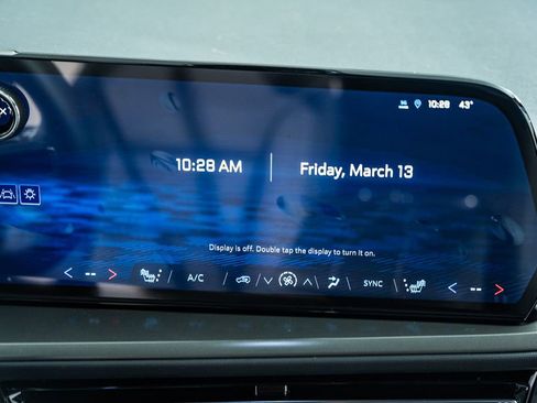 New 2026 Chevrolet Traverse LT w/ Sun and Wheel Package image 23