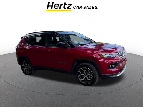 Used 2025 Jeep Compass Limited image 1