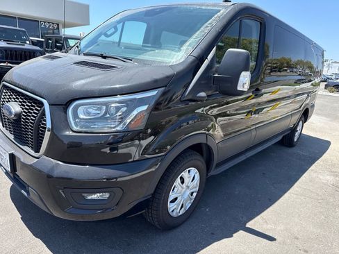 Used 2023 Ford Transit 350 XLT RWD image 15