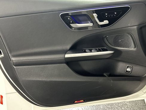 Used 2025 Mercedes-Benz C 300 C 300 image 32