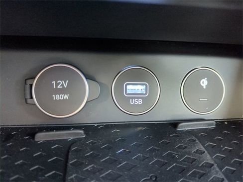 Certified 2025 Genesis G70 2.5T w/ Sport Prestige Package image 21