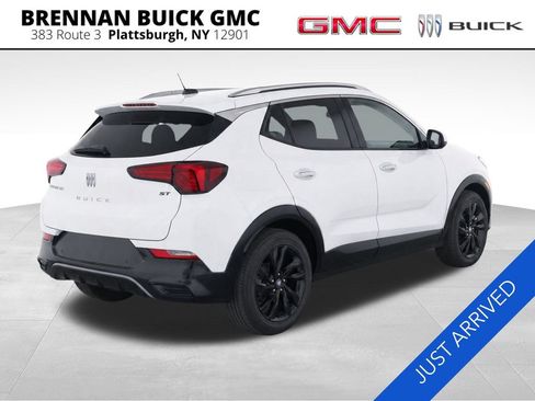Certified 2024 Buick Encore GX Sport Touring AWD/4WD image 5